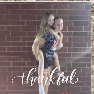 Meet your Posher, Lexie